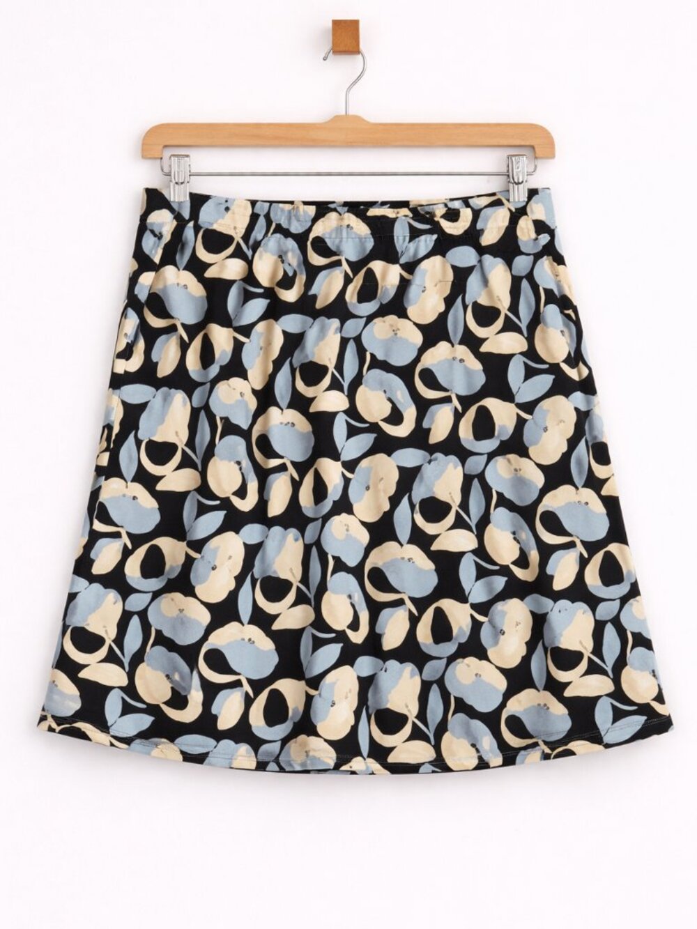 ANN TAYLOR FLORAL PRINT 100% Silk MIDI SKIRT SIZE 12
